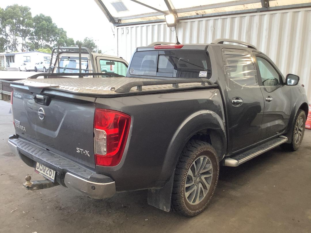 Photo '4' of Nissan Navara ST-X Photo '4' of Nissan Navara ST-X