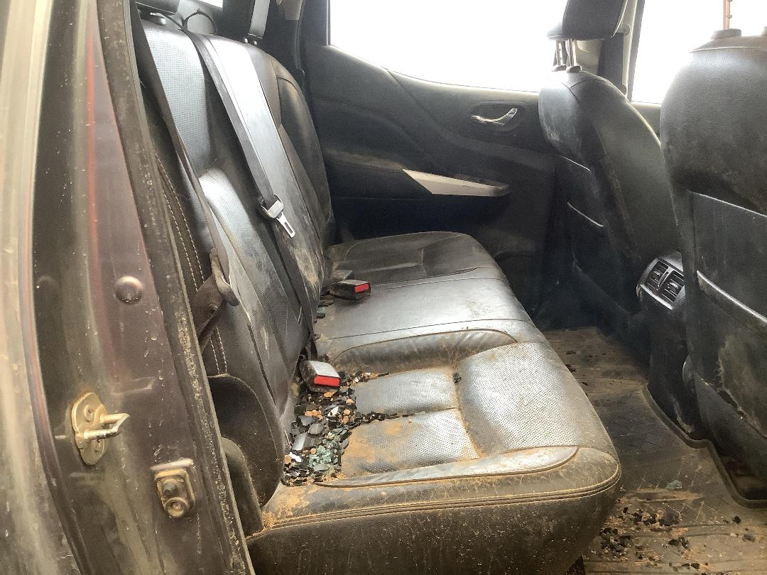 Photo '7' of Nissan Navara ST-X Photo '7' of Nissan Navara ST-X