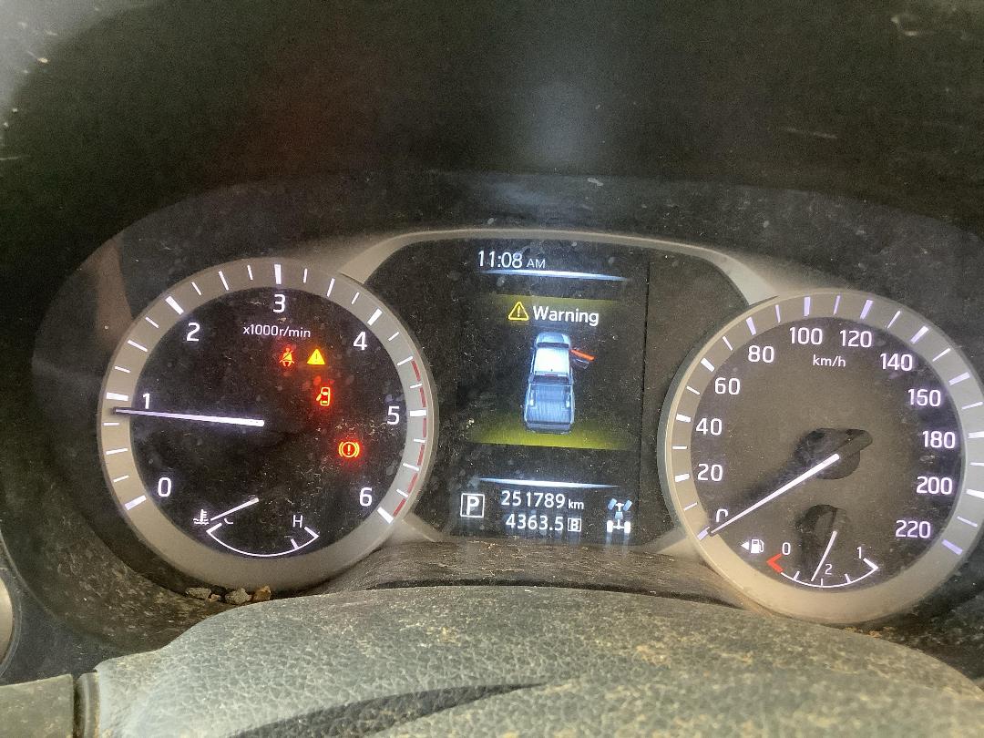 Photo '13' of Nissan Navara ST-X Photo '13' of Nissan Navara ST-X