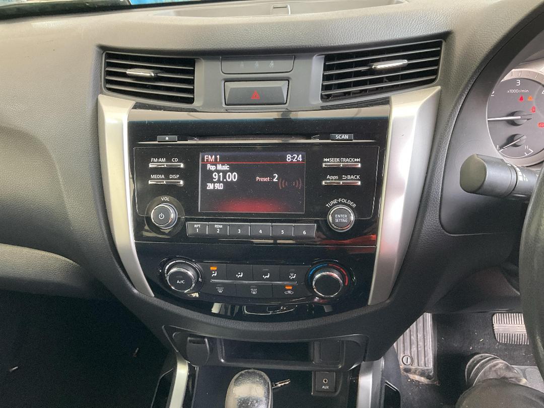 Photo '23' of Nissan Navara ST