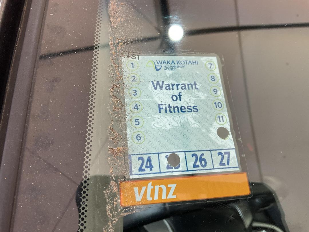 Photo '28' of Nissan Navara ST