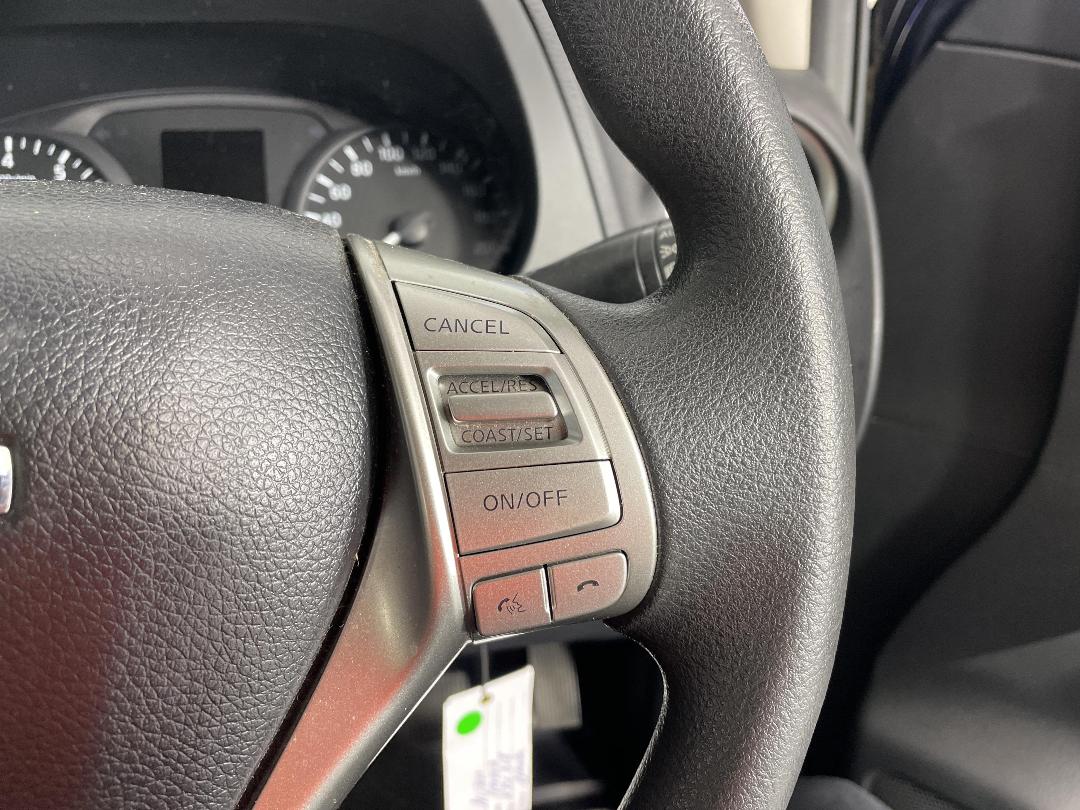 Photo '26' of Nissan Navara Photo '26' of Nissan Navara