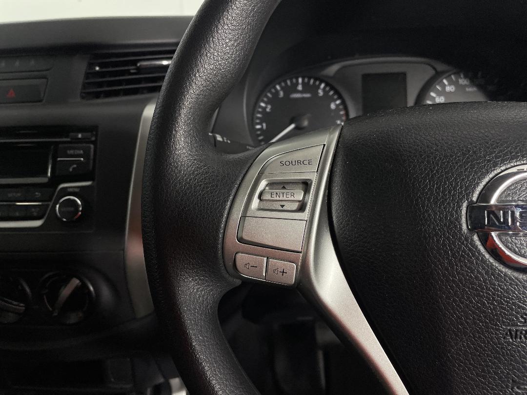 Photo '25' of Nissan Navara Photo '25' of Nissan Navara