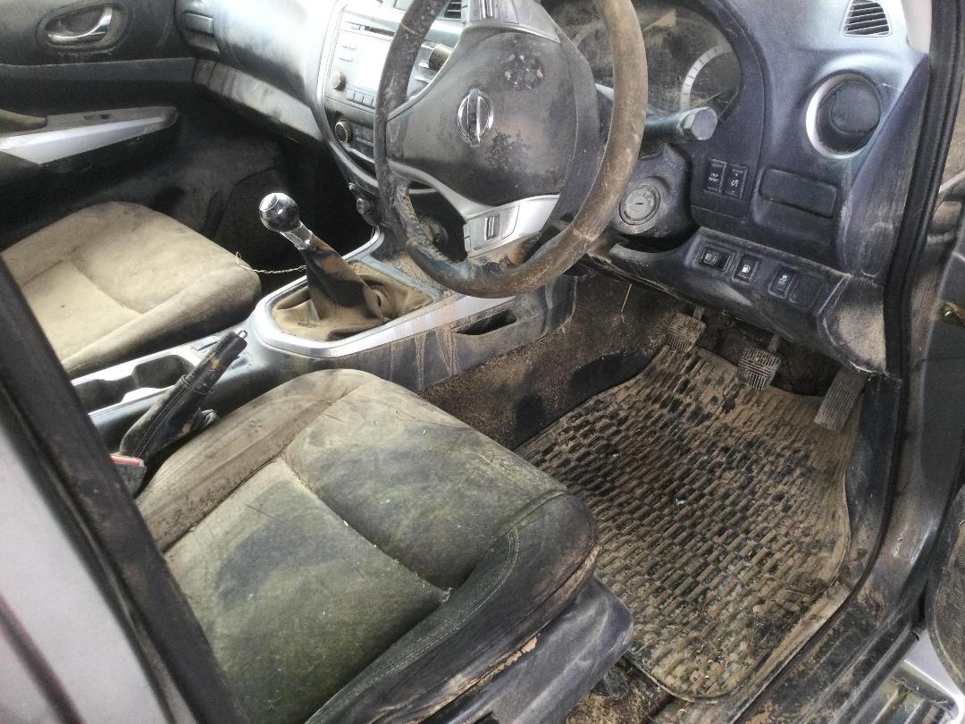 Photo '15' of Nissan Navara ST