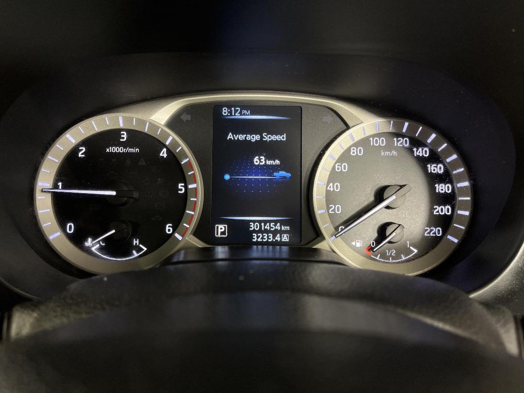 Photo '21' of Nissan Navara