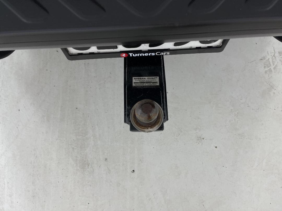 Photo '25' of Nissan Navara