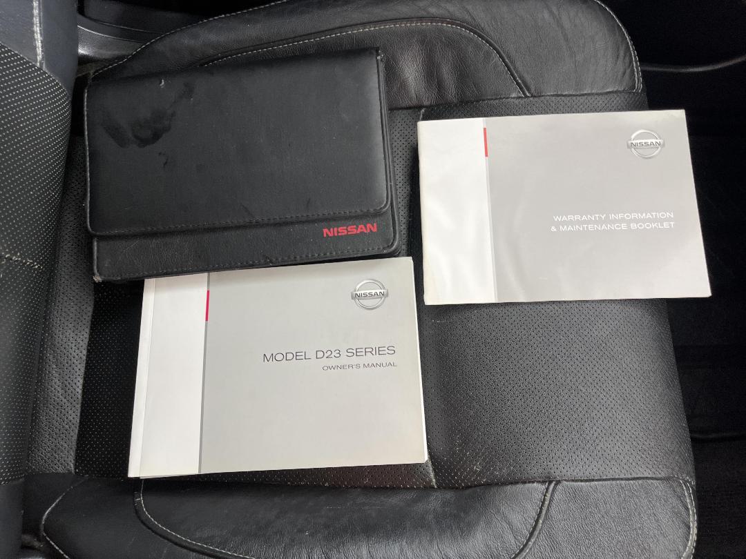 Photo '28' of Nissan Navara