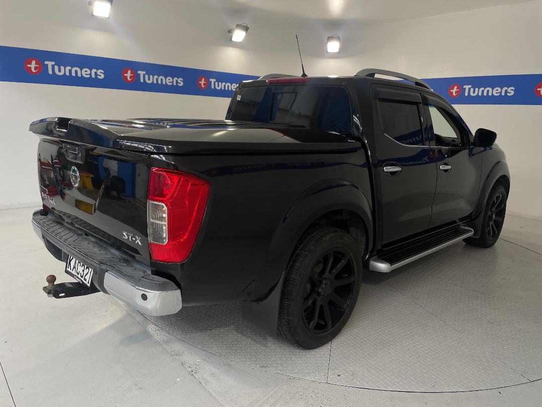 Photo '7' of Nissan Navara