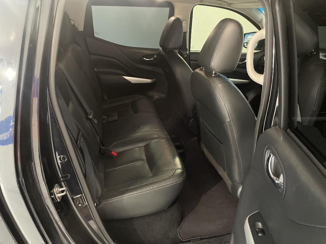 Photo '20' of Nissan Navara