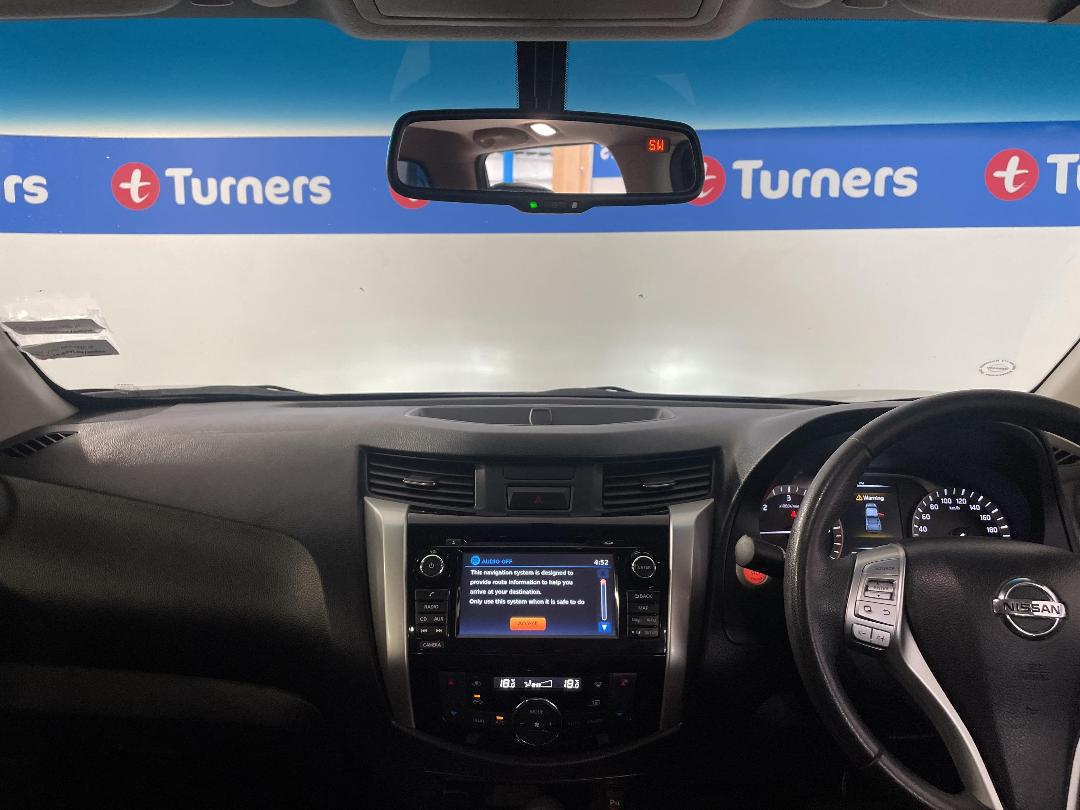 Photo '17' of Nissan Navara