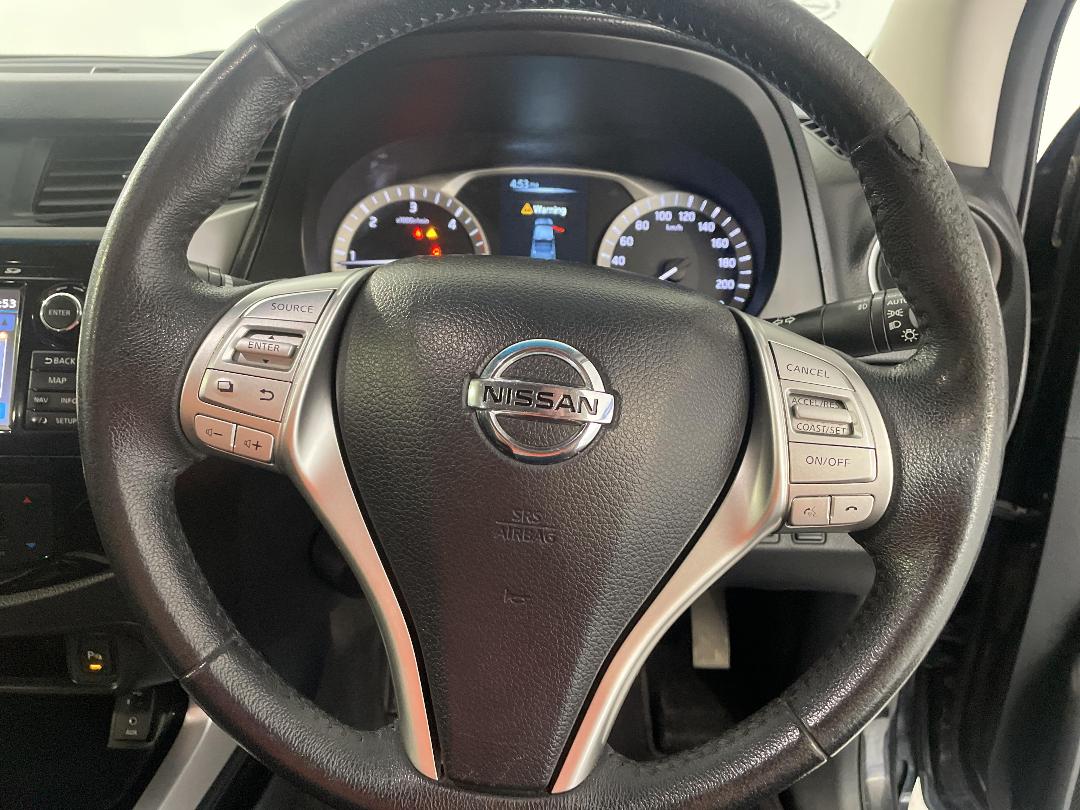 Photo '27' of Nissan Navara