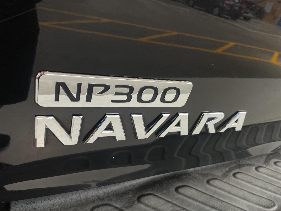 Photo '35' of Nissan Navara