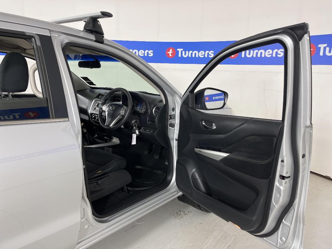 Photo '15' of Nissan Navara Photo '15' of Nissan Navara