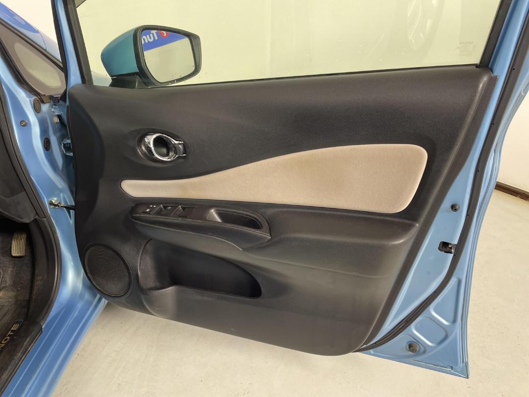 Photo '15' of Nissan Note Photo '15' of Nissan Note