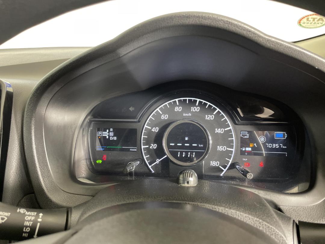 Photo '21' of Nissan Note