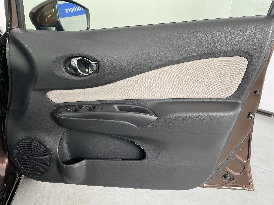 Photo '15' of Nissan Note Photo '15' of Nissan Note