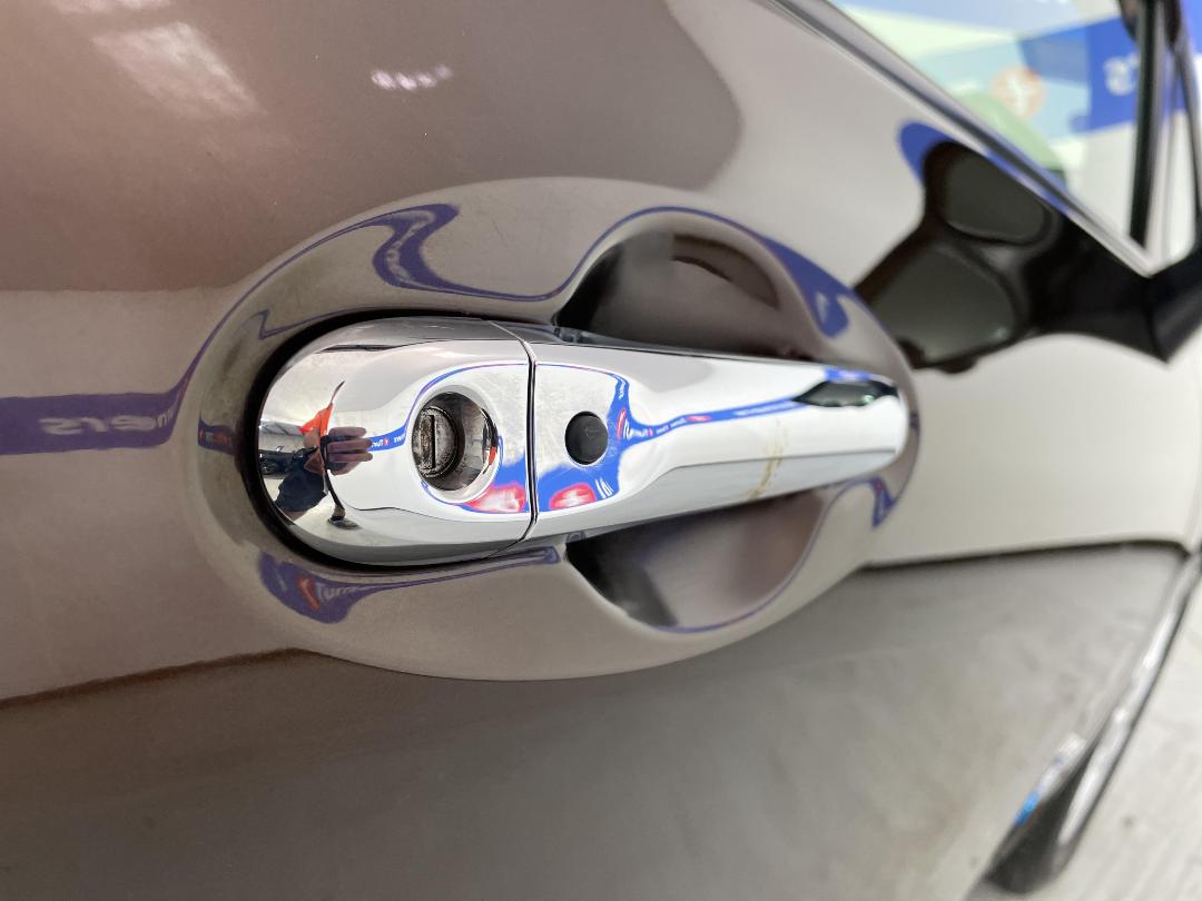 Photo '25' of Nissan Note Photo '25' of Nissan Note