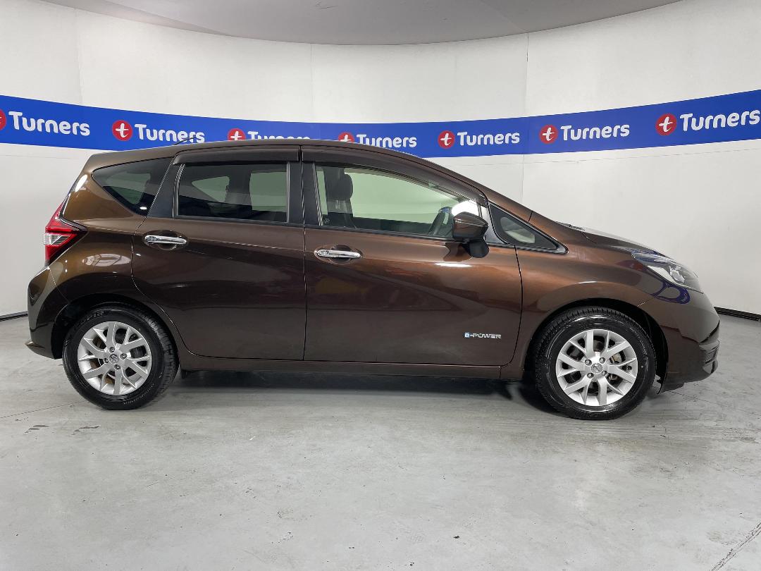 Photo '23' of Nissan Note Photo '23' of Nissan Note