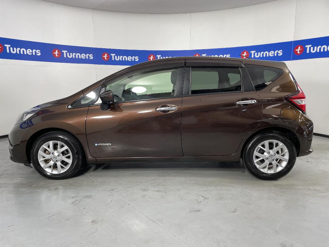 Photo '24' of Nissan Note Photo '24' of Nissan Note