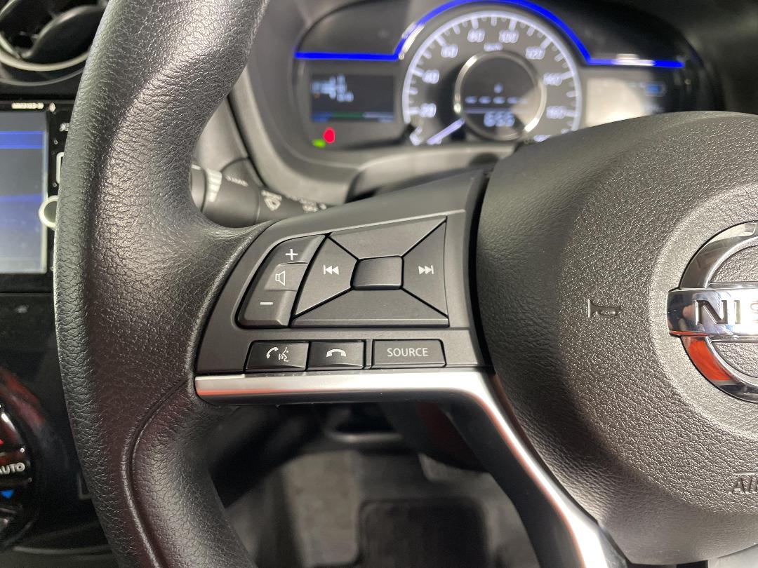 Photo '27' of Nissan Note Photo '27' of Nissan Note