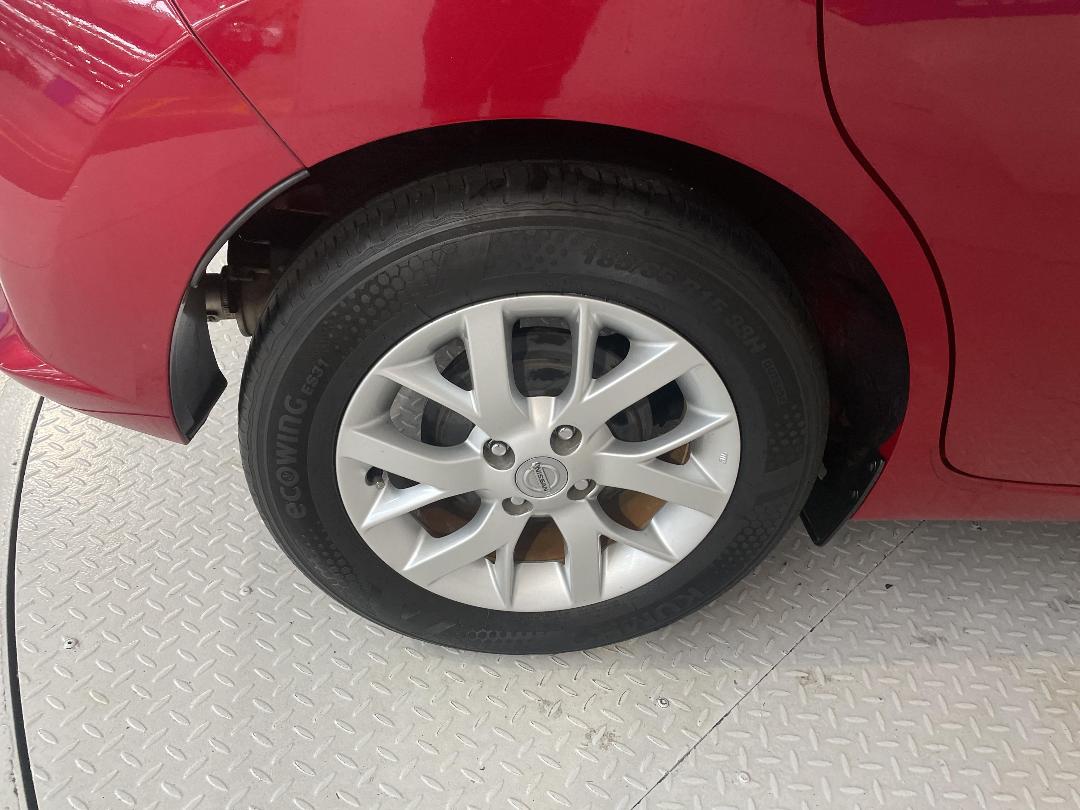 Photo '12' of Nissan Note