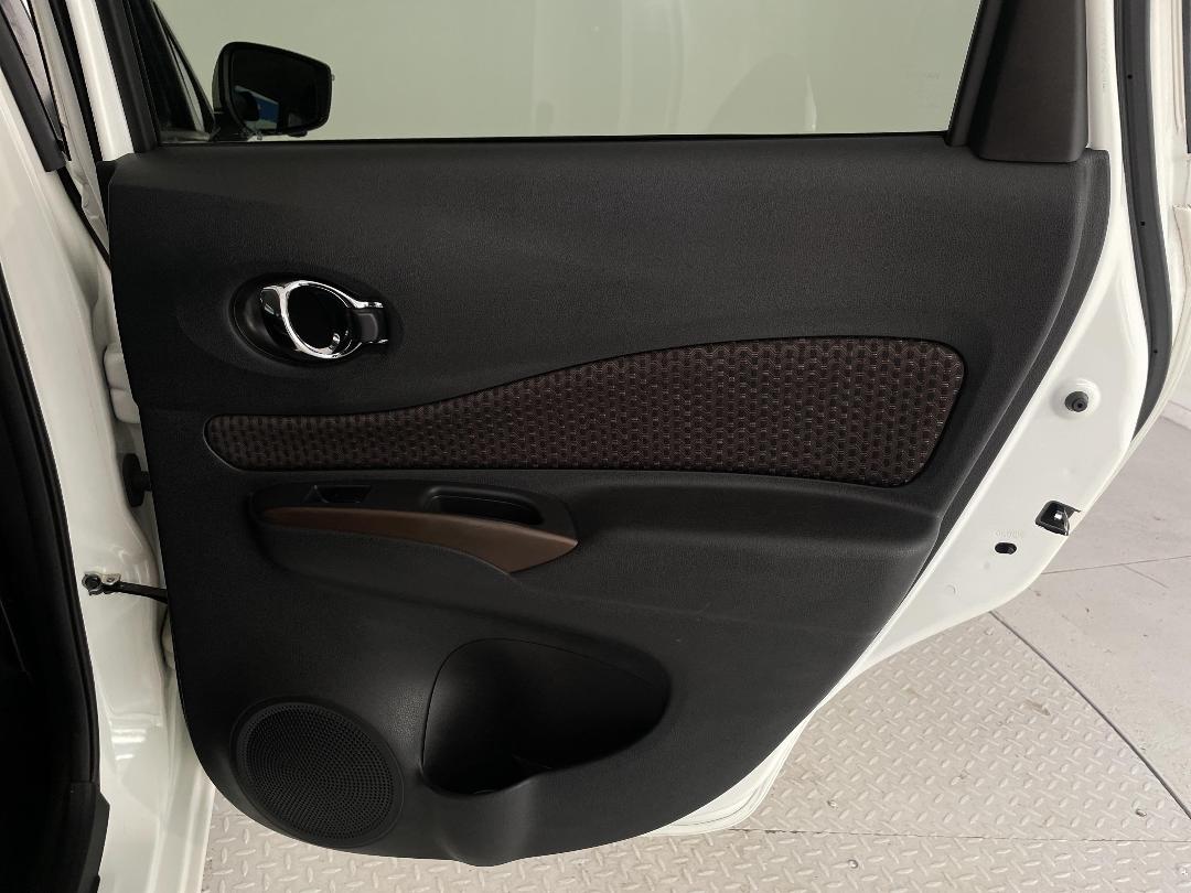 Photo '19' of Nissan Note Photo '19' of Nissan Note