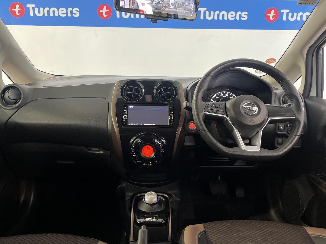 Photo '17' of Nissan Note Photo '17' of Nissan Note