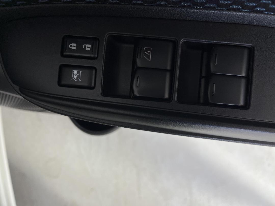 Photo '25' of Nissan Note