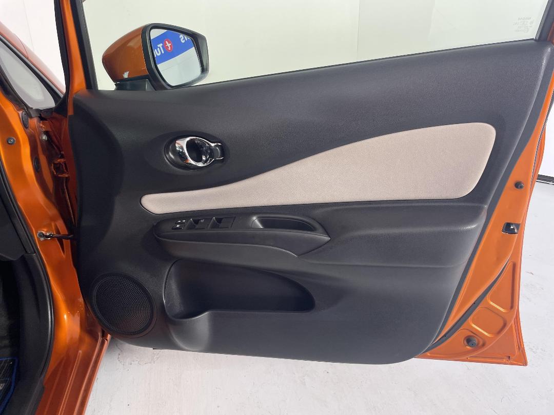 Photo '15' of Nissan Note