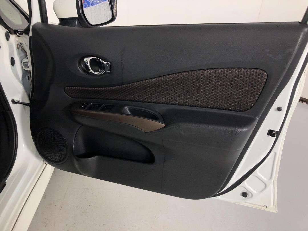 Photo '15' of Nissan Note