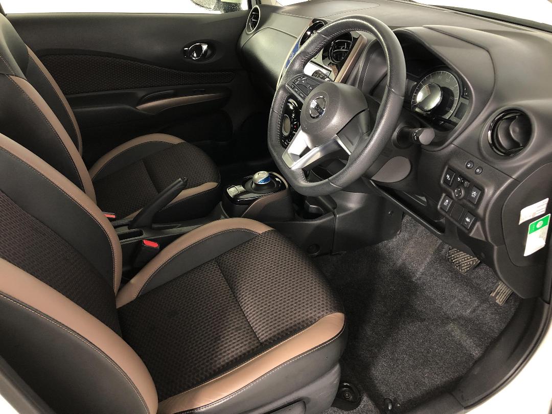 Photo '16' of Nissan Note