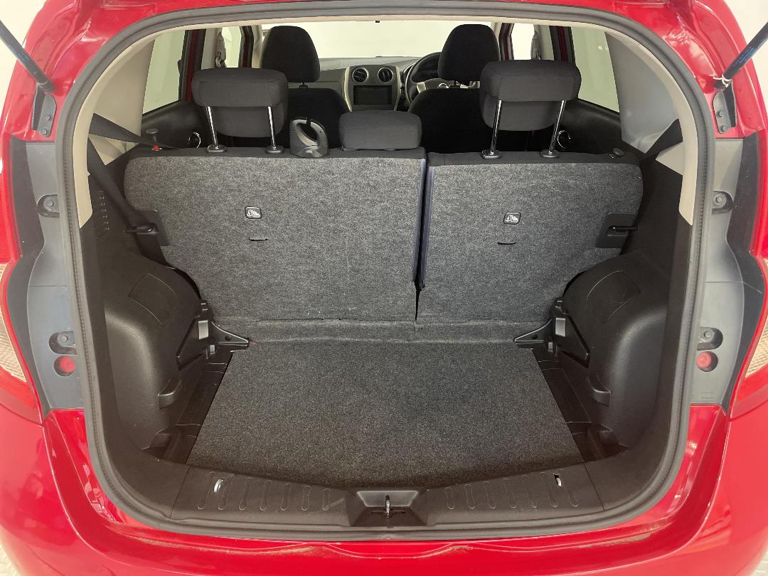 Photo '14' of Nissan Note