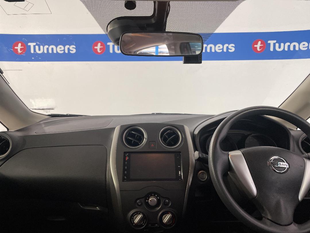 Photo '17' of Nissan Note