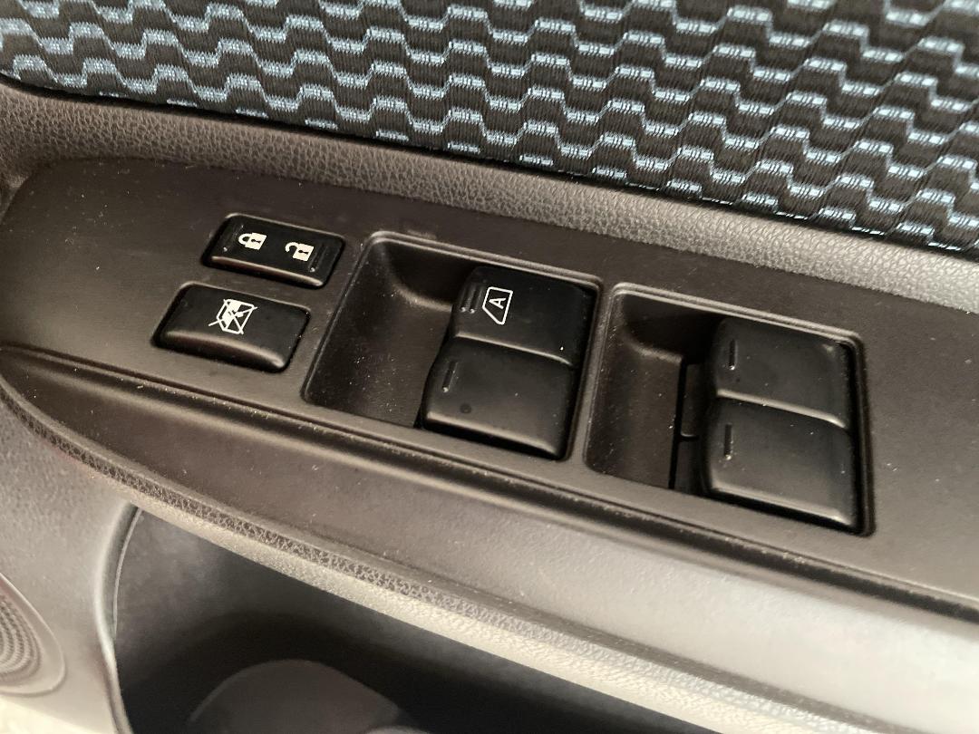 Photo '23' of Nissan Note