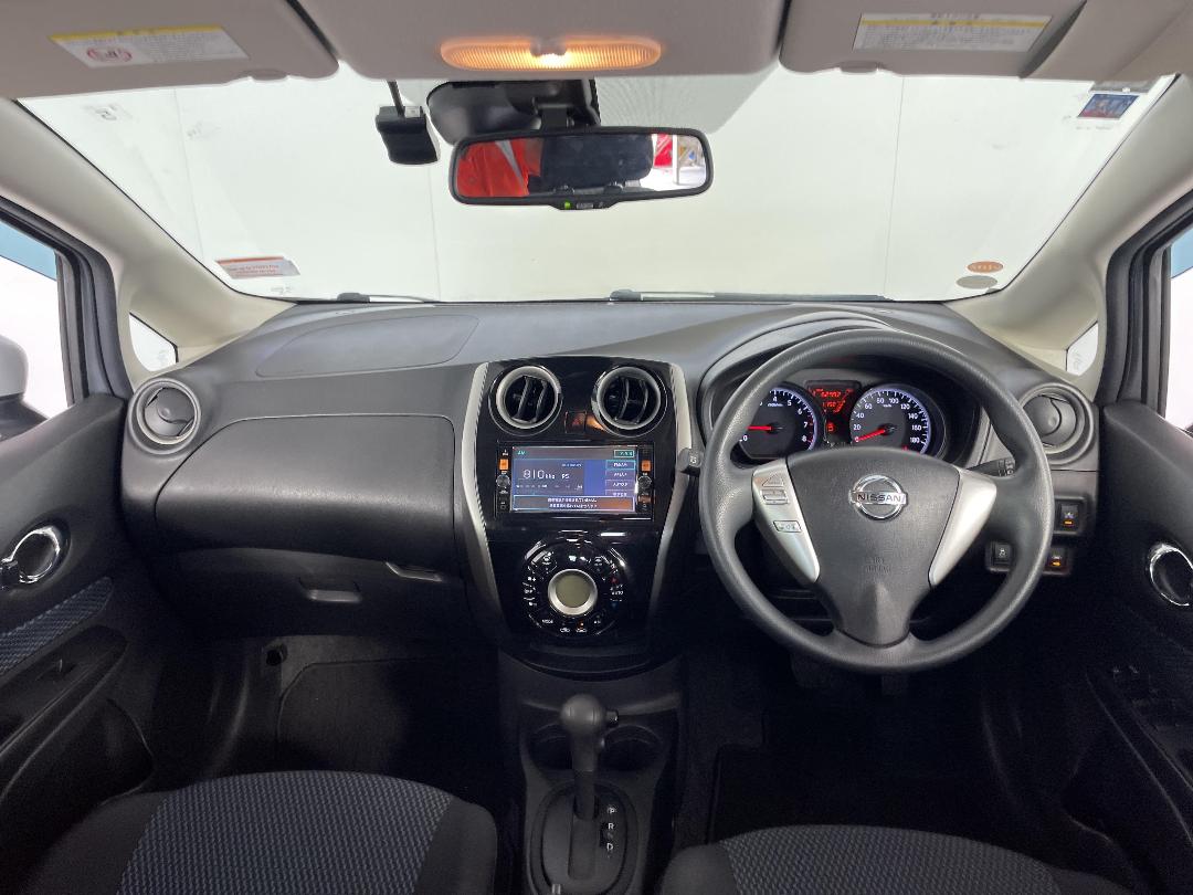 Photo '17' of Nissan Note Photo '17' of Nissan Note