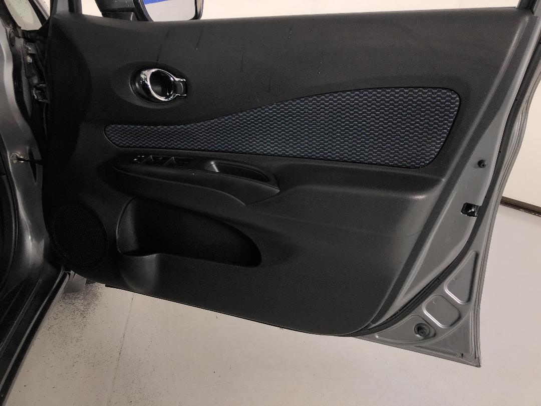 Photo '15' of Nissan Note Photo '15' of Nissan Note