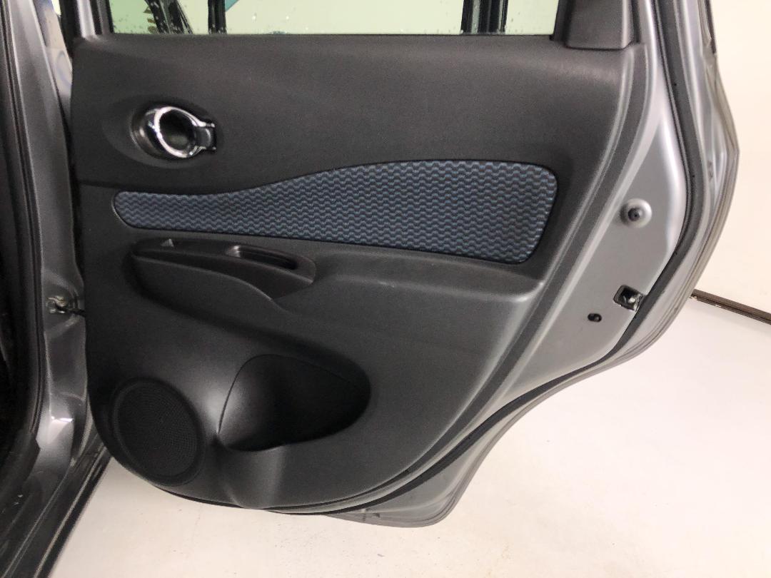 Photo '19' of Nissan Note Photo '19' of Nissan Note