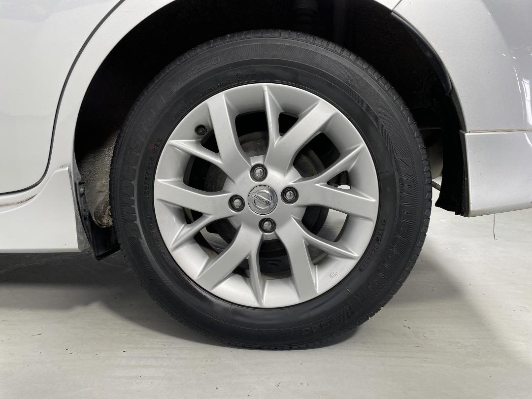 Photo '11' of Nissan Note Photo '11' of Nissan Note