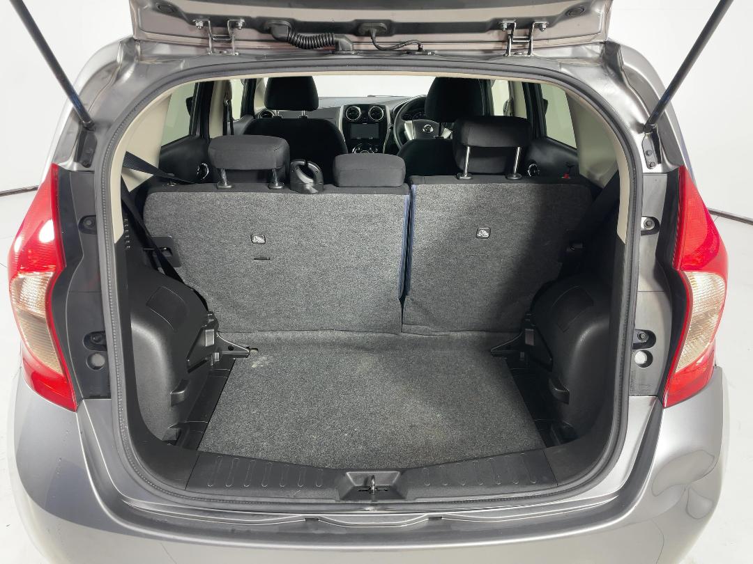 Photo '14' of Nissan Note