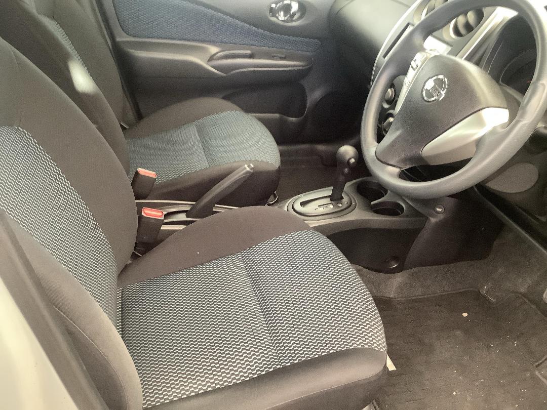 Photo '14' of Nissan Note