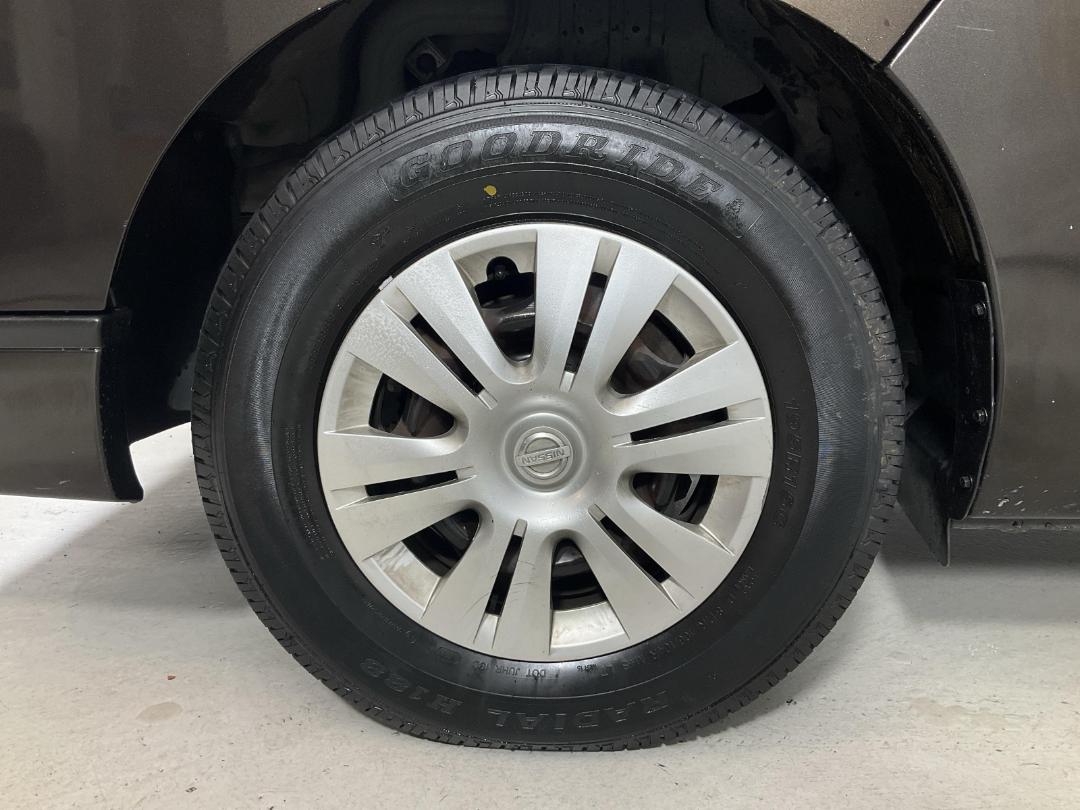 Photo '10' of Nissan NV350 Photo '10' of Nissan NV350