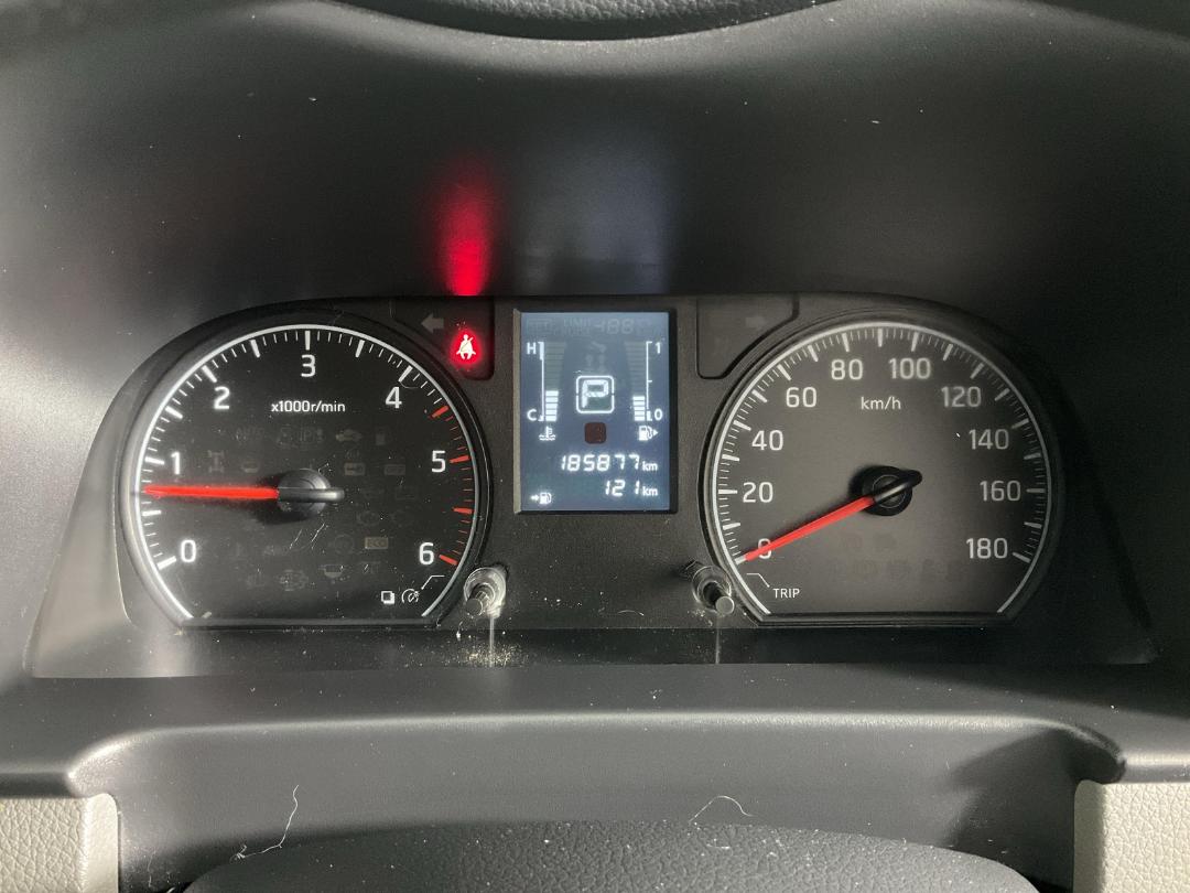 Photo '21' of Nissan NV350 Photo '21' of Nissan NV350