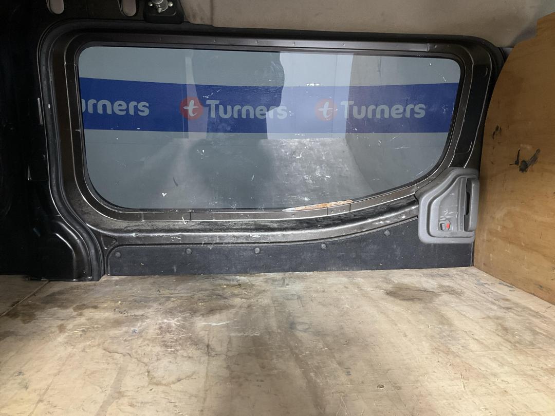 Photo '19' of Nissan NV350 Photo '19' of Nissan NV350