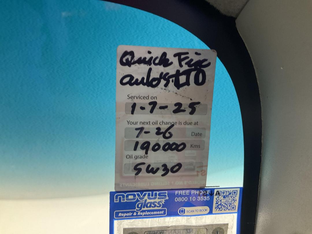 Photo '24' of Nissan NV350 Photo '24' of Nissan NV350