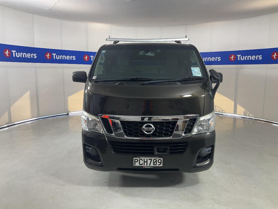 Photo '2' of Nissan NV350