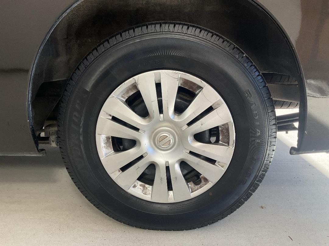 Photo '11' of Nissan NV350