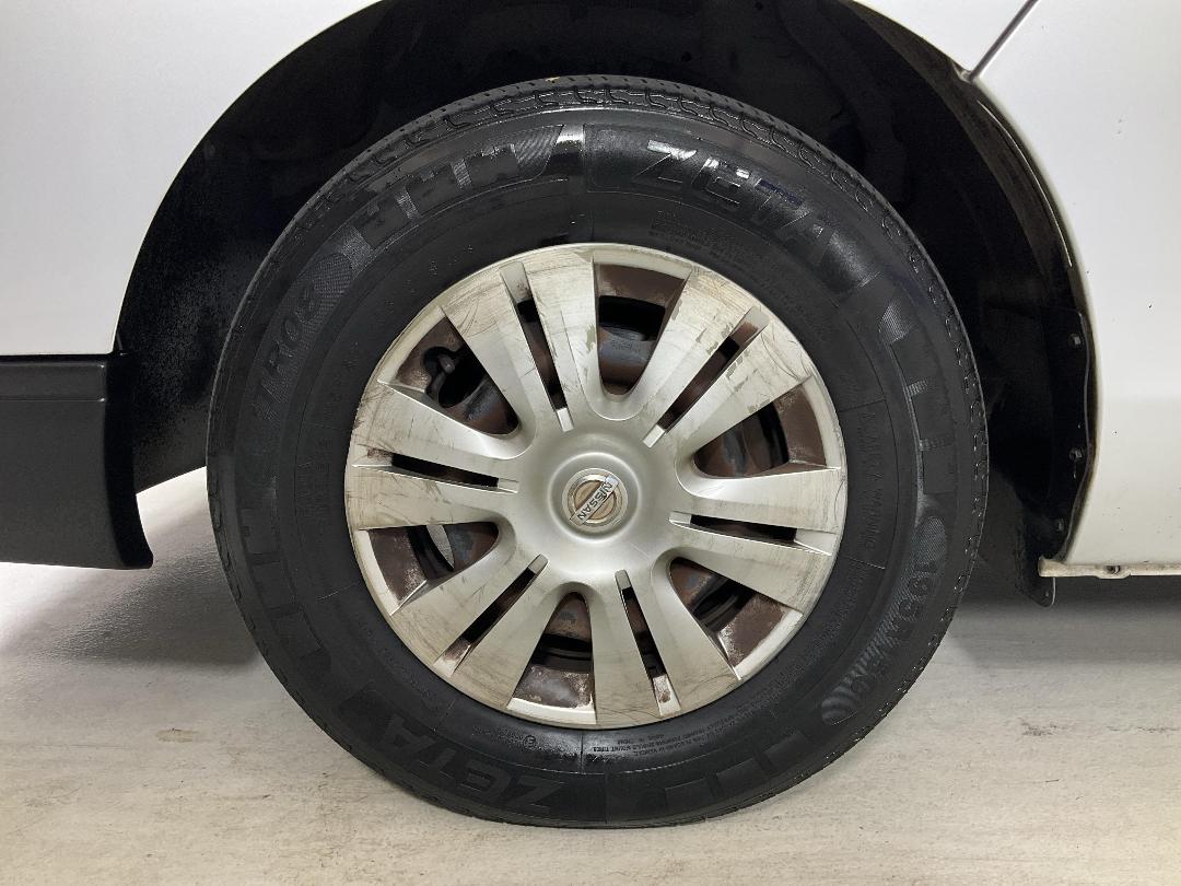 Photo '10' of Nissan NV350