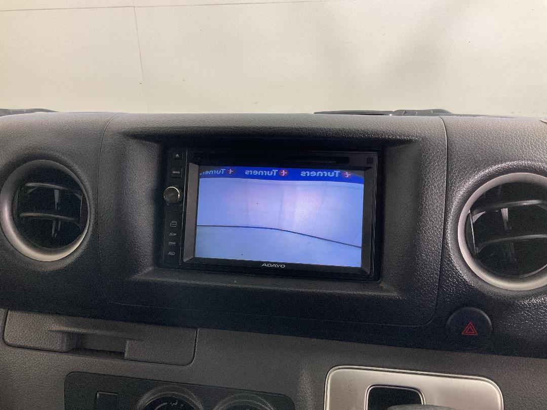 Photo '26' of Nissan NV350