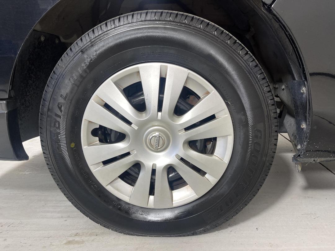 Photo '10' of Nissan NV350 Photo '10' of Nissan NV350