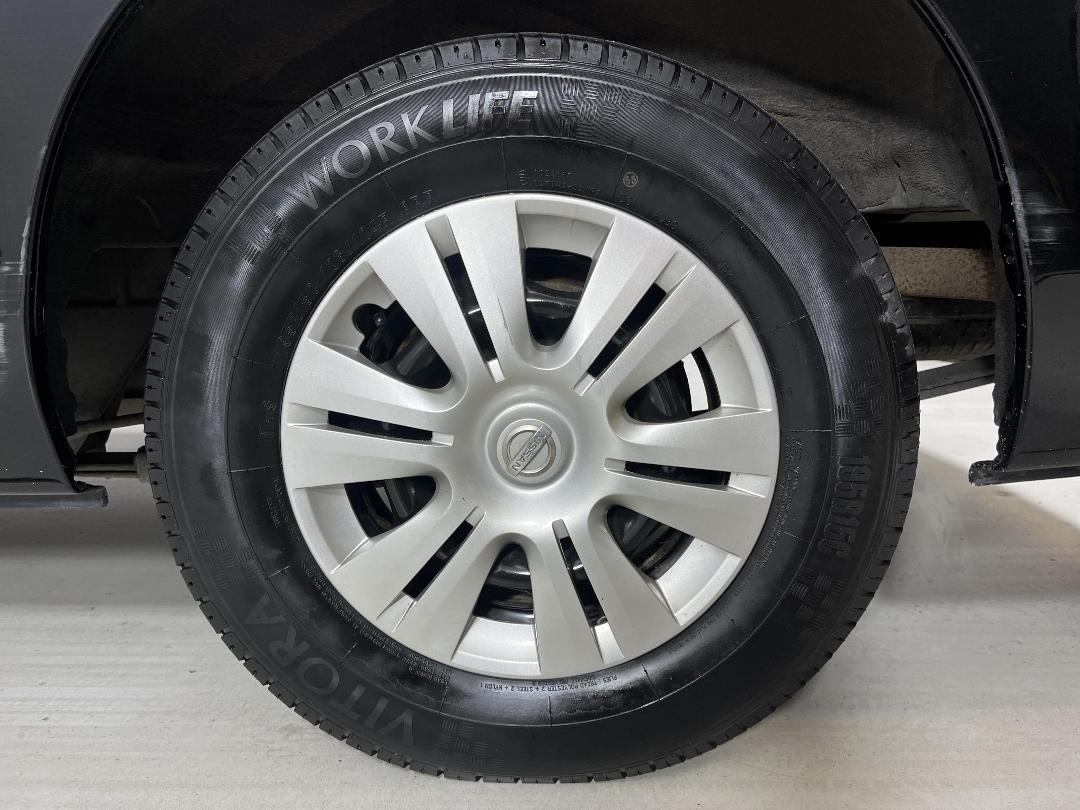 Photo '11' of Nissan NV350 Photo '11' of Nissan NV350